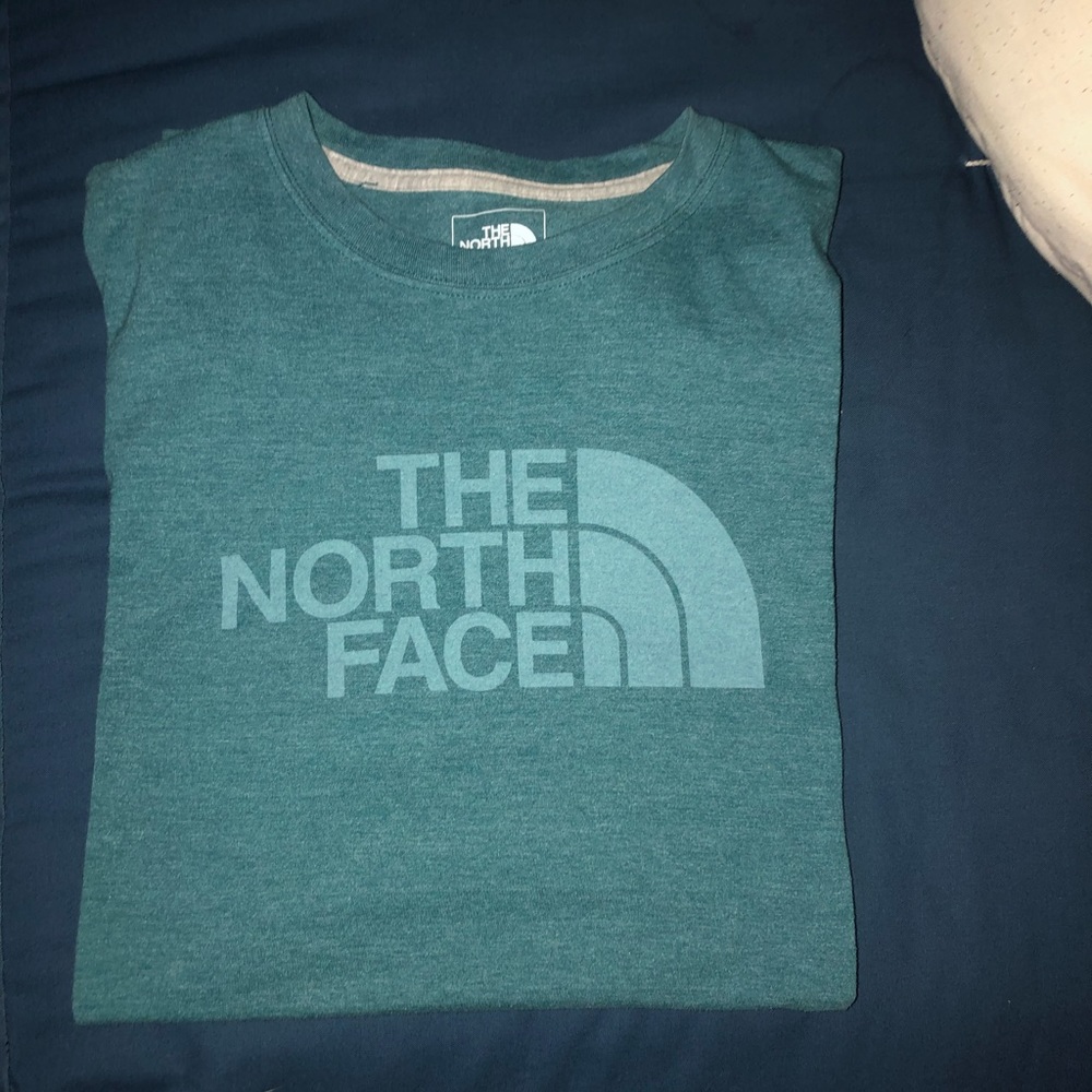 North face t shirt large pre owned